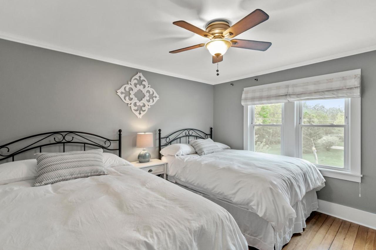 Gorgeous Downtown Bungalow, Walk Everywhere!!! Lake Geneva Luaran gambar